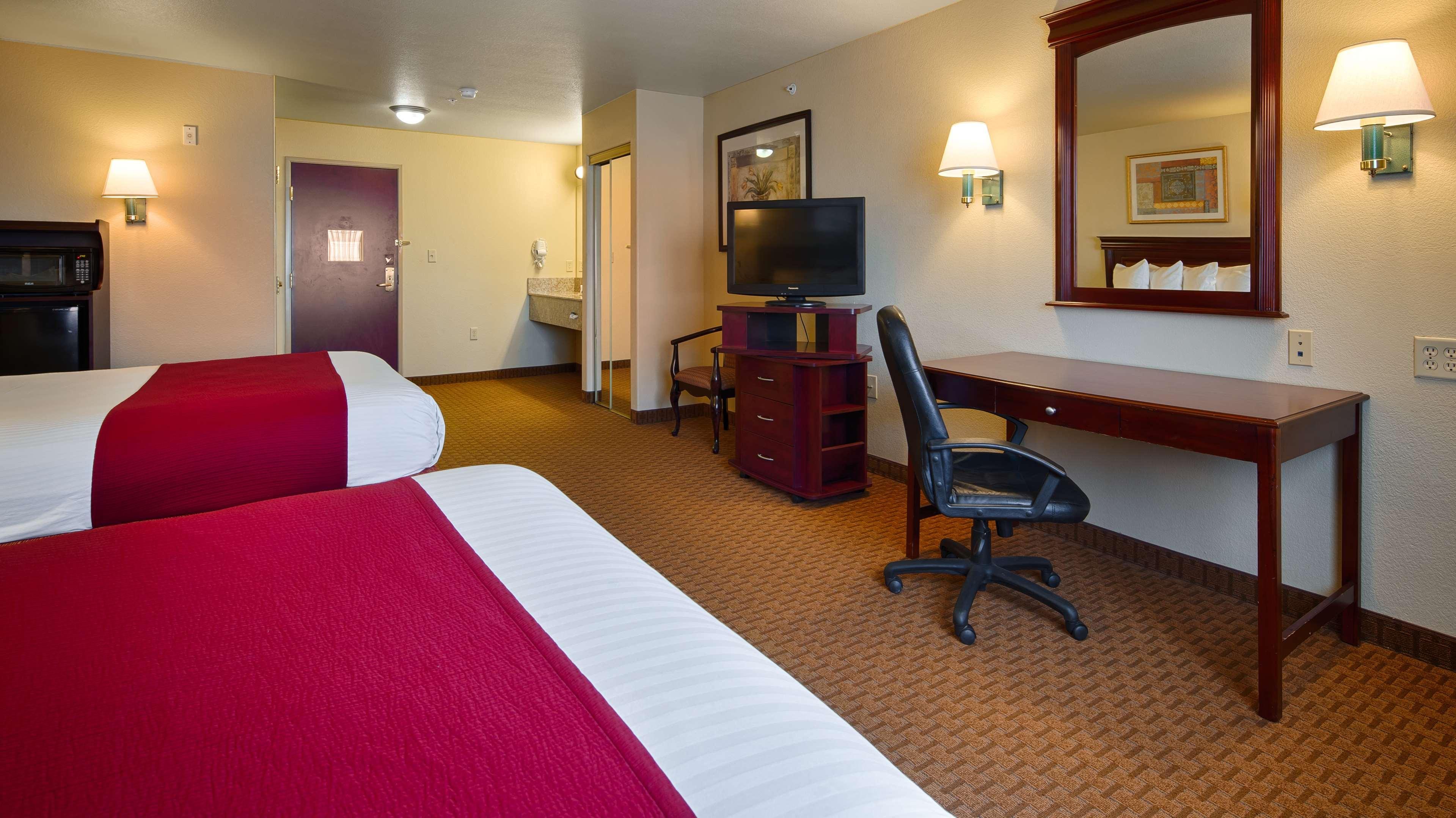 Best Western Quanah Inn & Suites Buitenkant foto